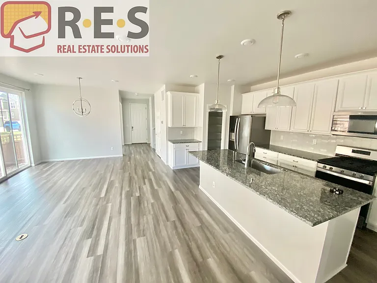 7188 Finsberry Way — Photo 4