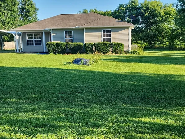 172 Sophia Dr, Toney, AL 35773
