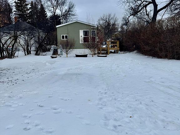 2nd image of 123 1st St SE