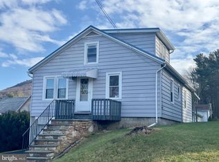 44 Weaver St, Mill Hall, PA 17751