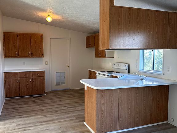 4th image of 3549 E White Cloud Way