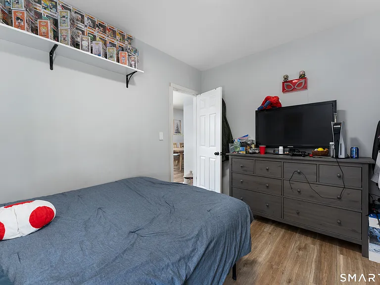 36 Ellis St — Photo 24