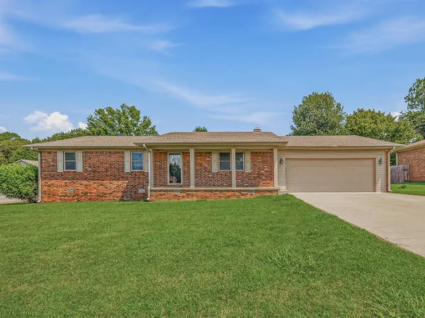 4505 Prince Dr, Paragould, AR 72450