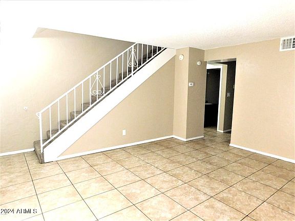 3rd image of 4615 N 39TH Avenue #7