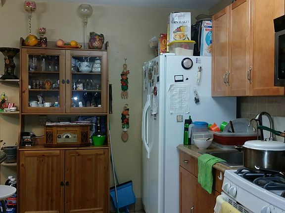 5th image of 2158b Crotona Avenue #2