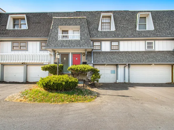 8011 E 130th Ct, Grandview, MO 64030