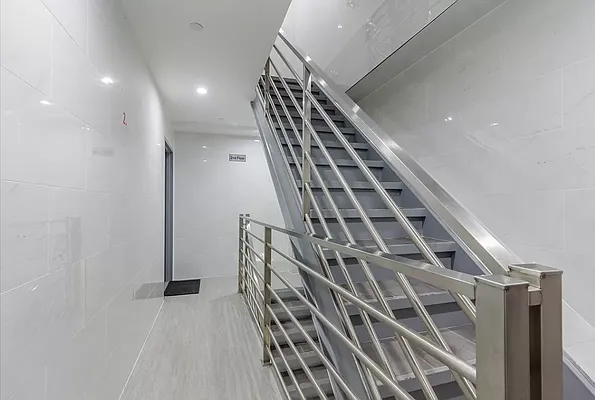 Rented by E House Realty & Management Inc. | media 31