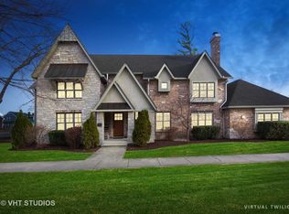 261 N Clinton Ave, Elmhurst, IL 60126