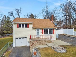 7 Grant Ter, Ogdensburg, NJ 07439