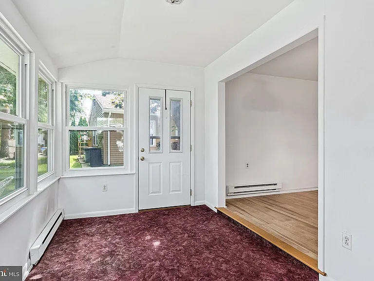 10 Dorchester Dr — Photo 10