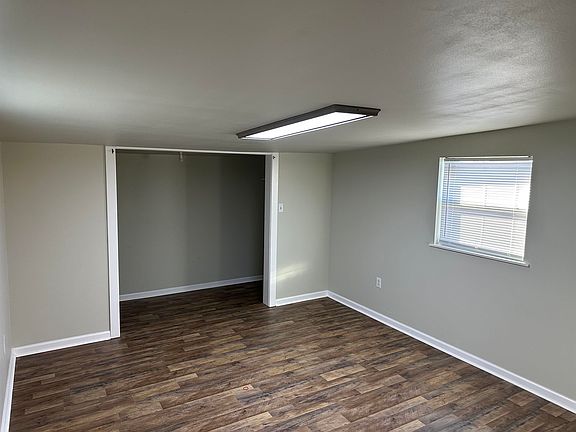 5th image of 313 Pear St