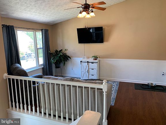 5th image of 20851 Sandstone St