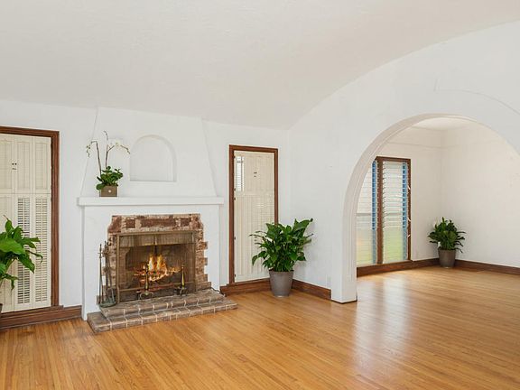 2nd image of 4279 Campbell Dr