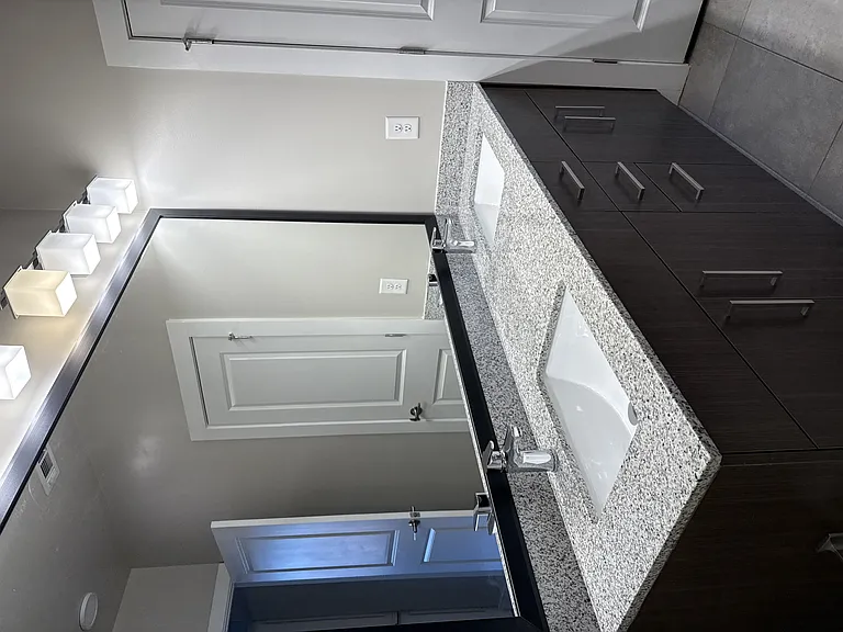 915 Glenwood Apartments on the Beltline — Photo 159