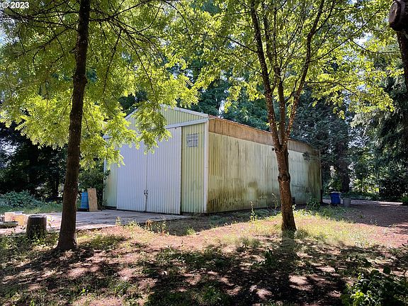 5th image of 13403 NE 72nd Ave