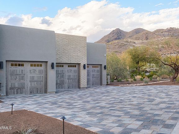 4th image of 6038 E AGAVE Circle