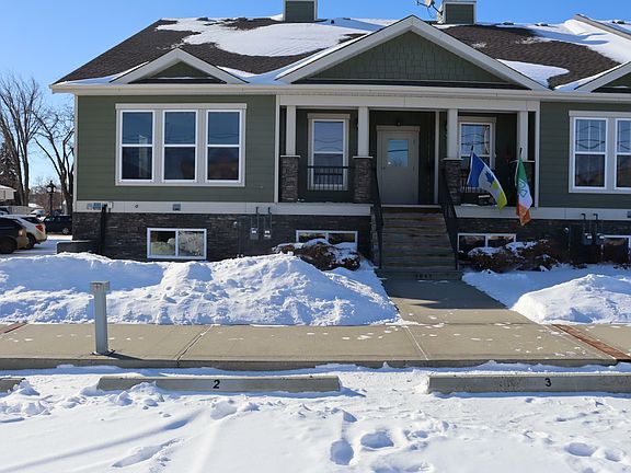 2nd image of 5013 52nd St #2