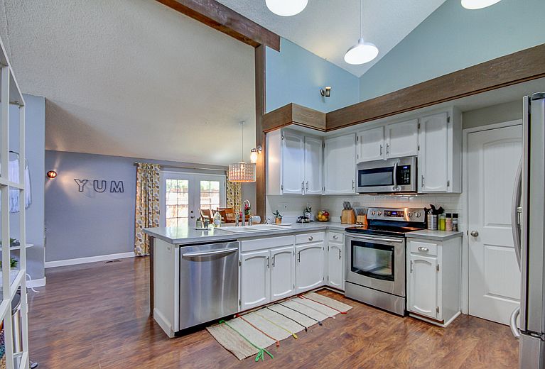 2nd image of 2409 Greenbrook Dr