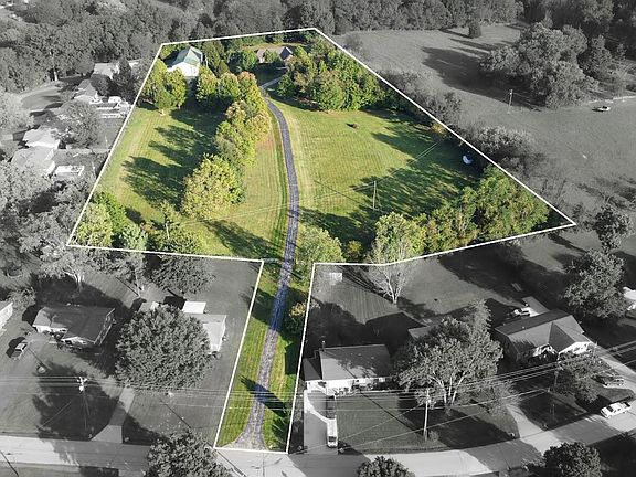 2nd image of 9164 Evergreen Dr