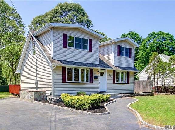 2nd image of 171 Noel Dr
