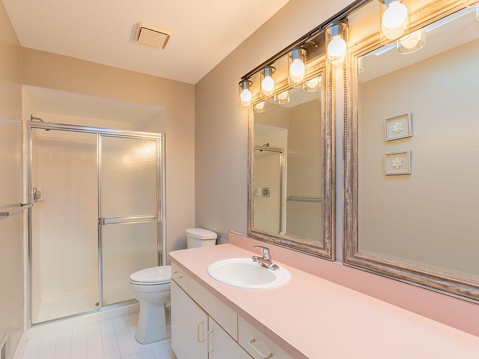 6257 Gatewood, photo 18