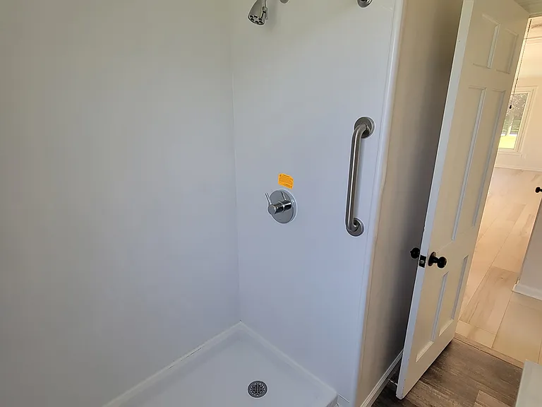 4100 Northfield Rd — Photo 13
