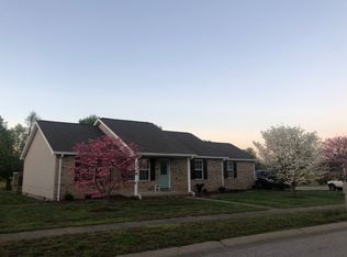 502 N Village Ln, Rockport, IN 47635