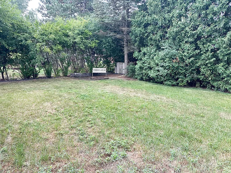 969 Bridge Park Dr — Photo 32