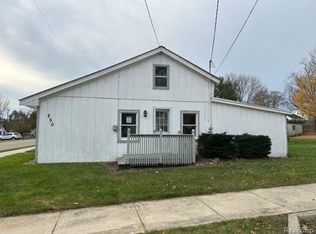 250 S Mill St, Pinckney, MI 48169