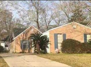 17111 Deer Lake Ave, Baton Rouge, LA 70816