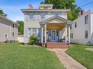 218 Hamilton Ave, Colonial Heights, VA 23834