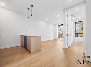 460 E 29th St APT 1F, Brooklyn, NY 11226