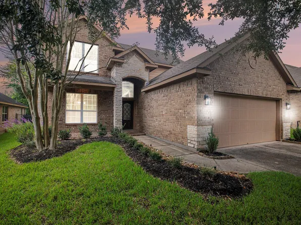 210 Black Swan Pl, Magnolia, TX 77354