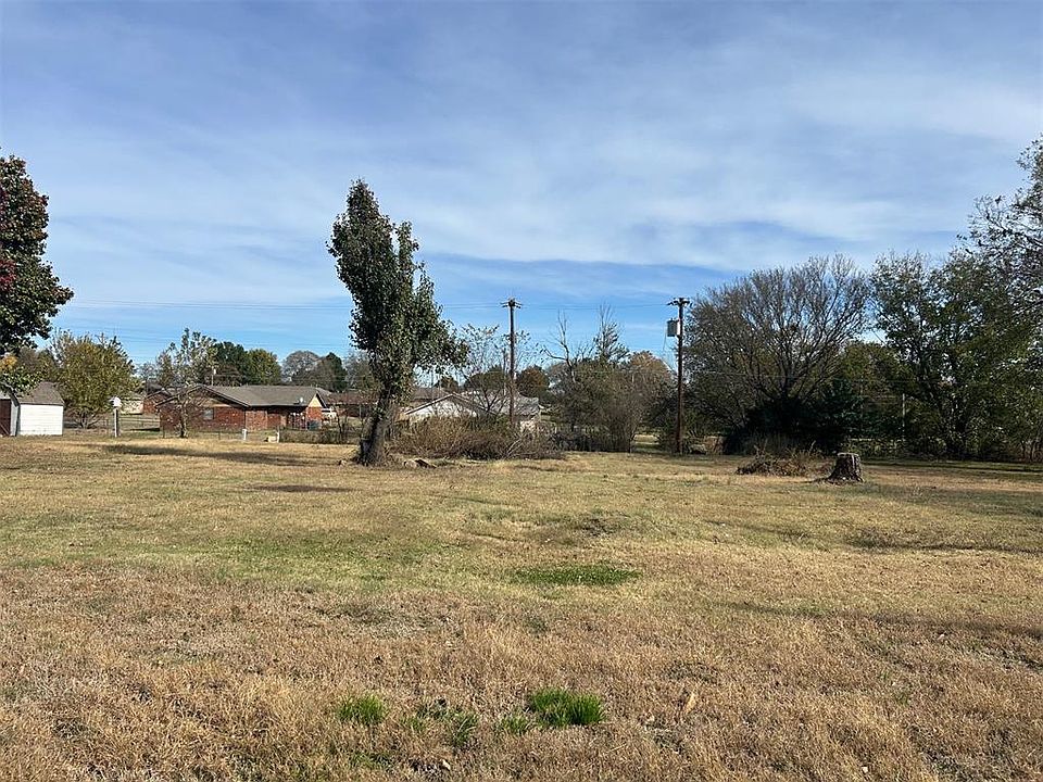 2nd image of 515 S 4th Ave Lot 13-16