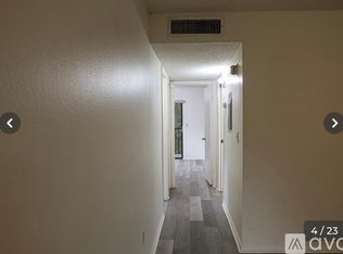 11707 Raintree Village Blvd, Tampa, FL 33617