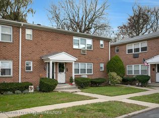 43 King James Ln, Atlantic Highlands, NJ 07716