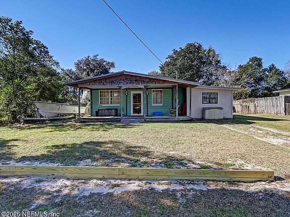 4th image of 215 HILLTOP Drive