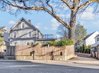 147 Grove St, Stamford, CT 06901