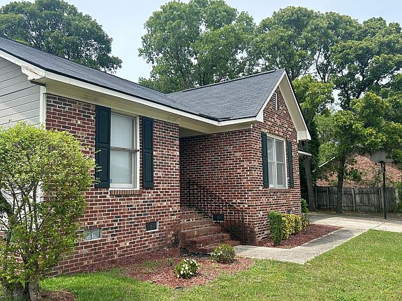 4th image of 3514 Hanover Dr