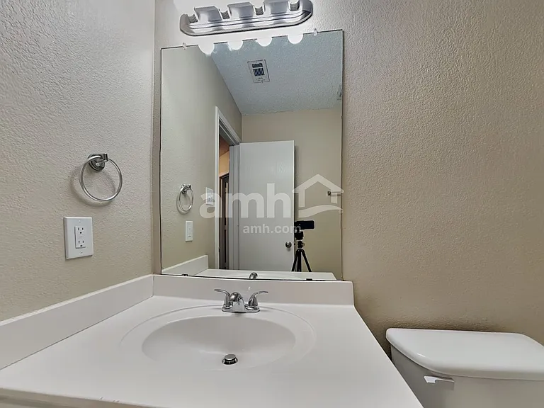 7908 Rattlers Ct — Photo 14