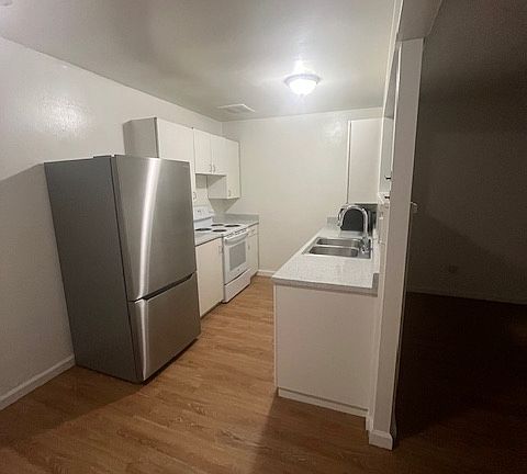 2nd image of 3066 Panorama Rd APT C