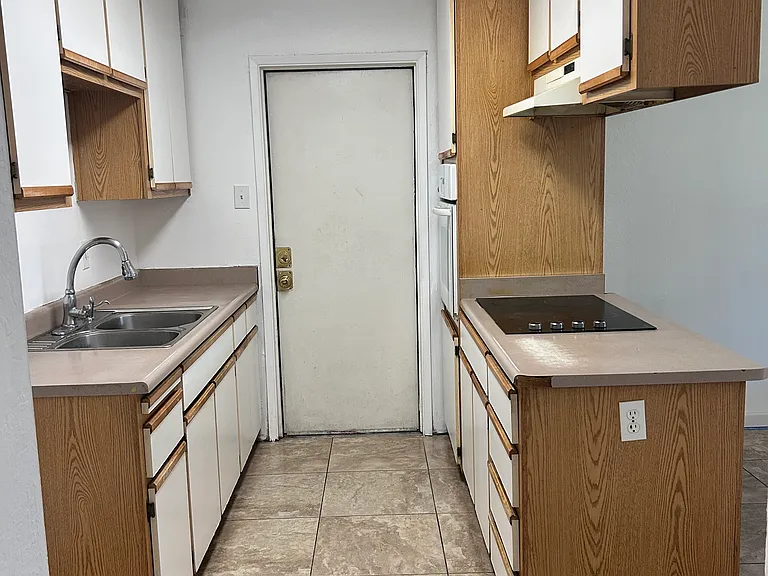 3710 Elkhorn Blvd — Photo 6