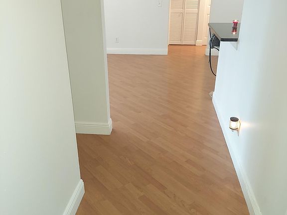 4th image of 241 SW 84th Ave APT 206