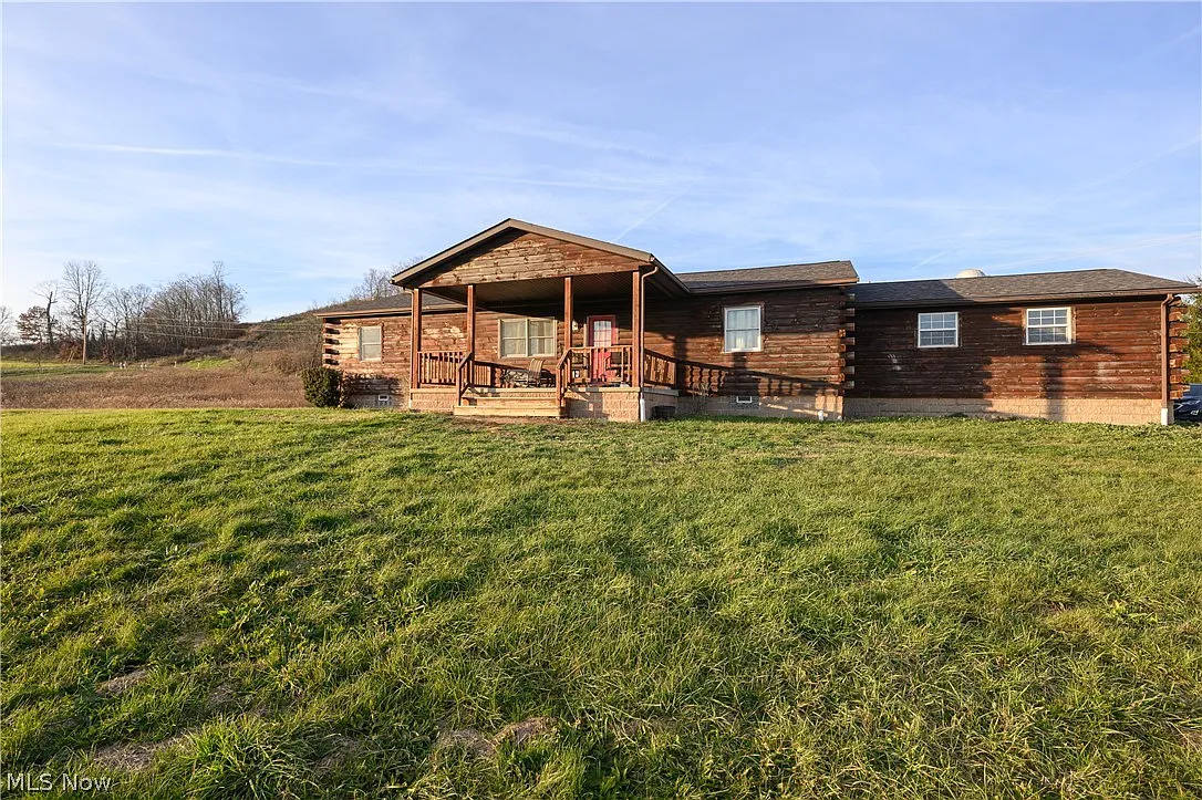 8220 Cutler Rd SW photo 1