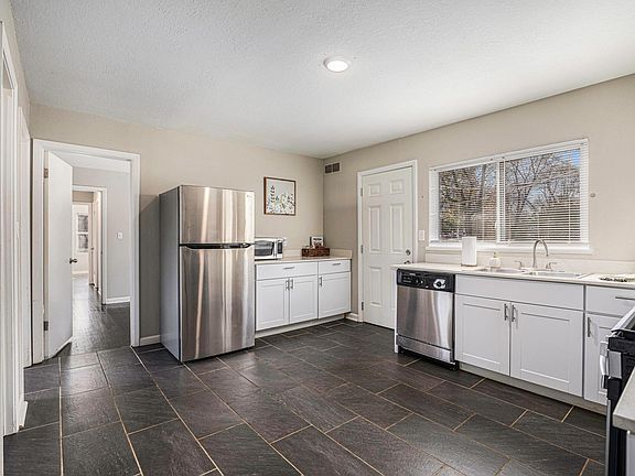 5th image of 11118 Norby Rd