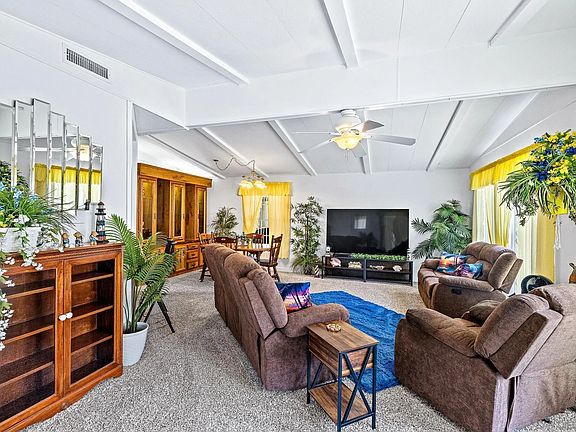 3rd image of 2250 N Broadway N #88