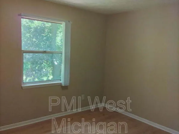 4258 Bond Ave #4, Holt, MI 48842