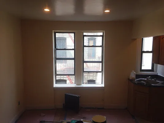 Rented by Bohemia Realty Group | media 10