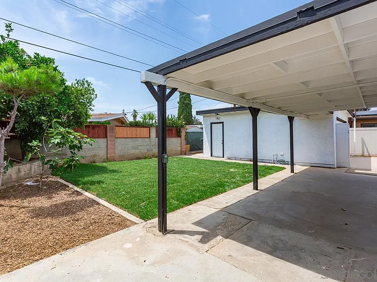 534 Jeffree St — Photo 23