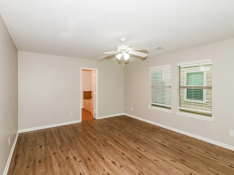 20730 Dickinson Manor Ln — Photo 10